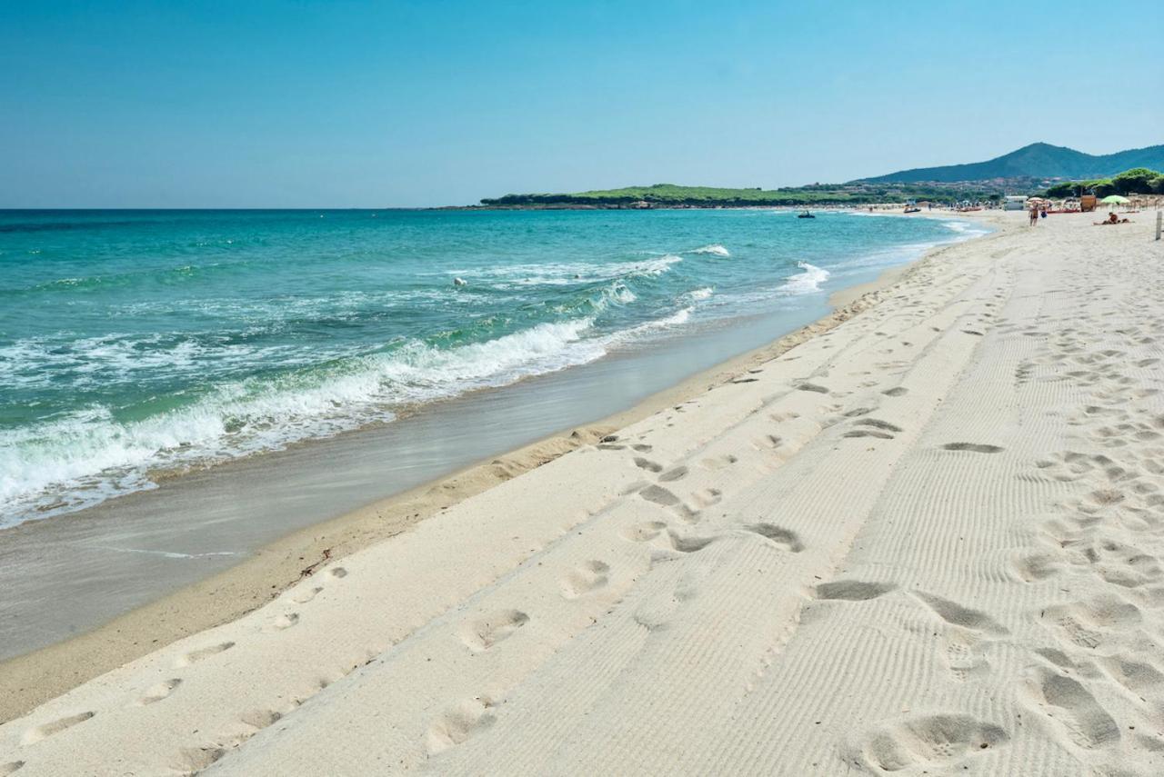 Graziosi Appartamenti A Budoni Con Aria Condizionata A Soli 300 Mt Dal Mare Dış mekan fotoğraf